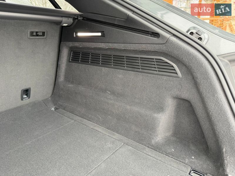 Внедорожник / Кроссовер Audi Q8 2019 в Луцке фото 101 Внедорожник / Кроссовер Audi Q8 2019 в Луцке
