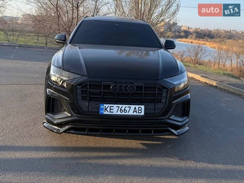 Внедорожник / Кроссовер Audi Q8 2018 в Кривом Роге