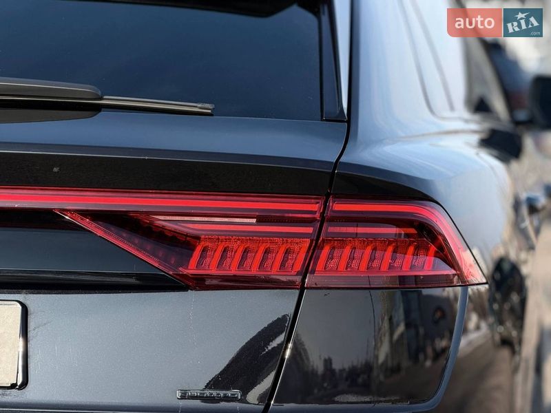 Внедорожник / Кроссовер Audi Q8 2018 в Кривом Роге
