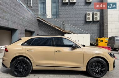 Позашляховик / Кросовер Audi Q8 2025 в Києві