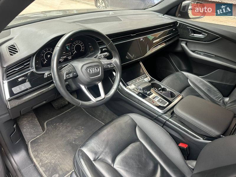 Внедорожник / Кроссовер Audi Q8 2018 в Хмельницком