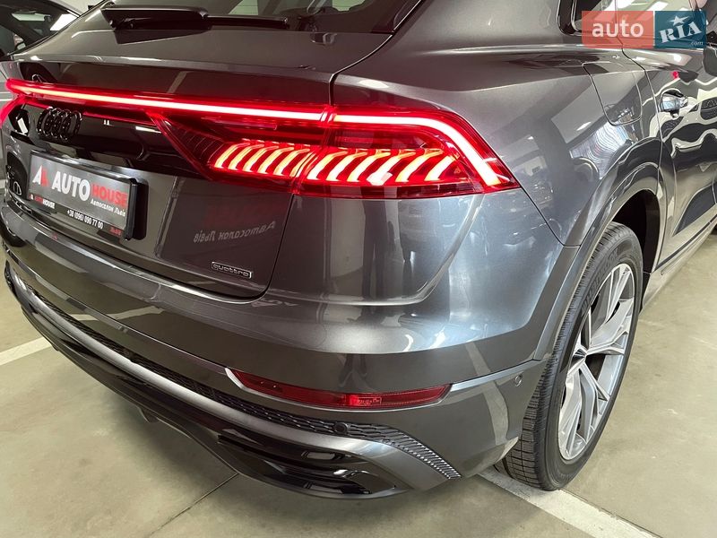 Внедорожник / Кроссовер Audi Q8 2023 в Львове