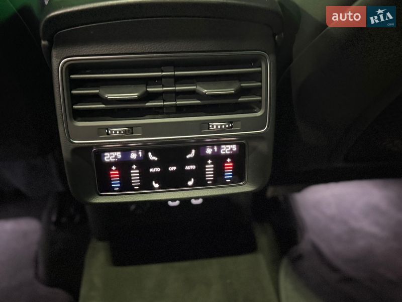 Внедорожник / Кроссовер Audi Q8 2020 в Львове фото 25 Внедорожник / Кроссовер Audi Q8 2020 в Львове