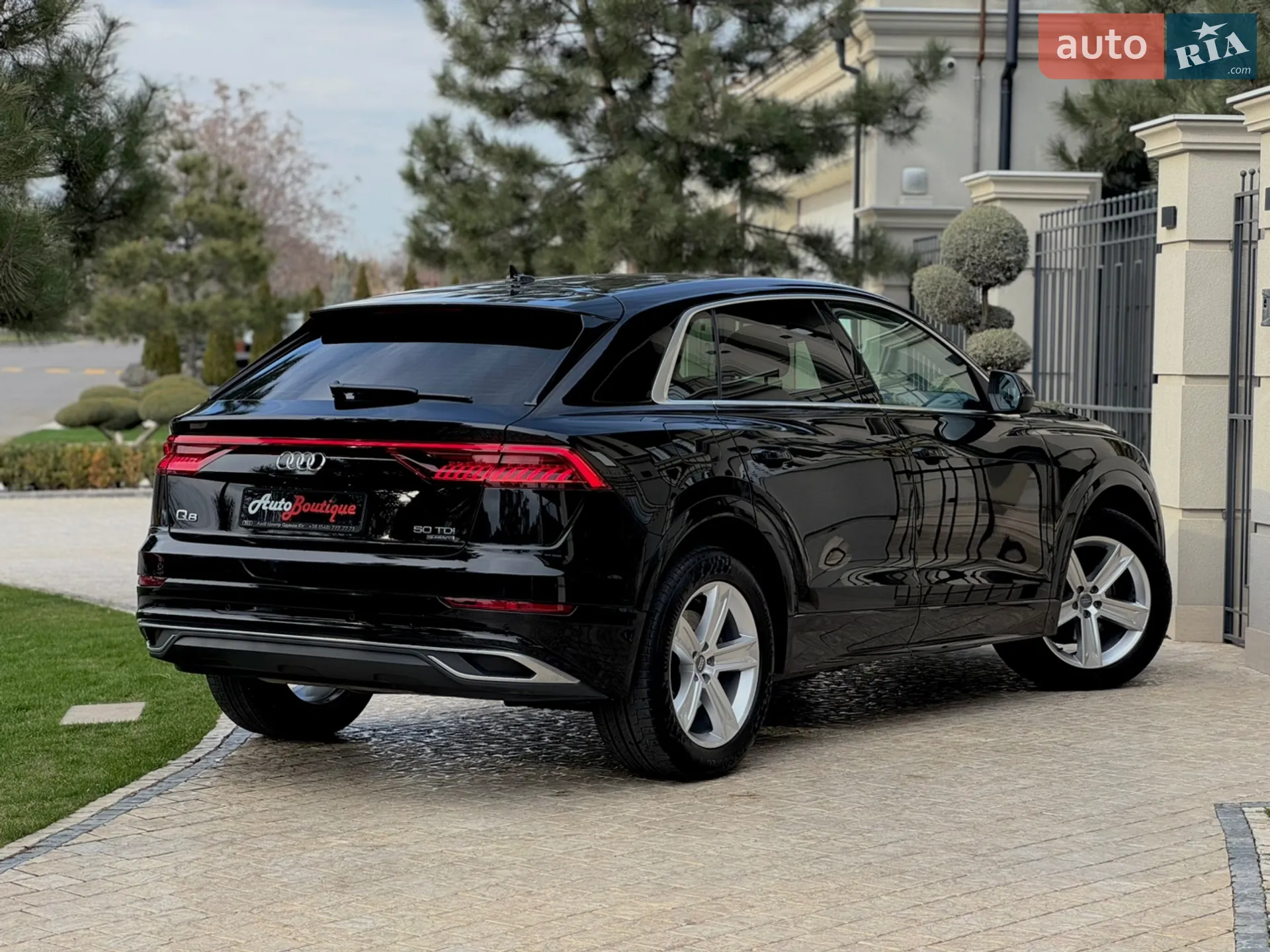 2020 Audi Q8 - мініатюра 11