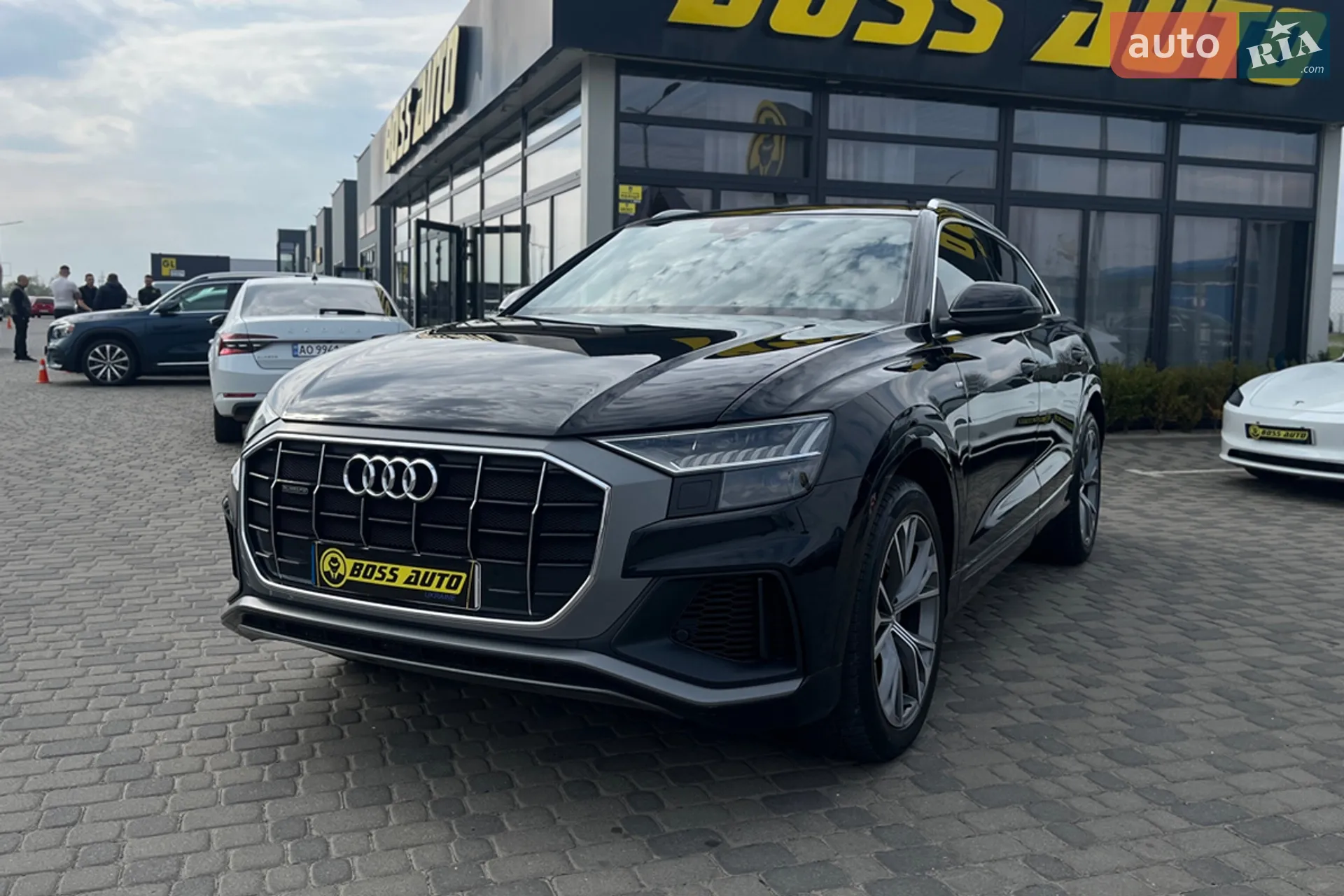 2019 Audi Q8 - мініатюра 3