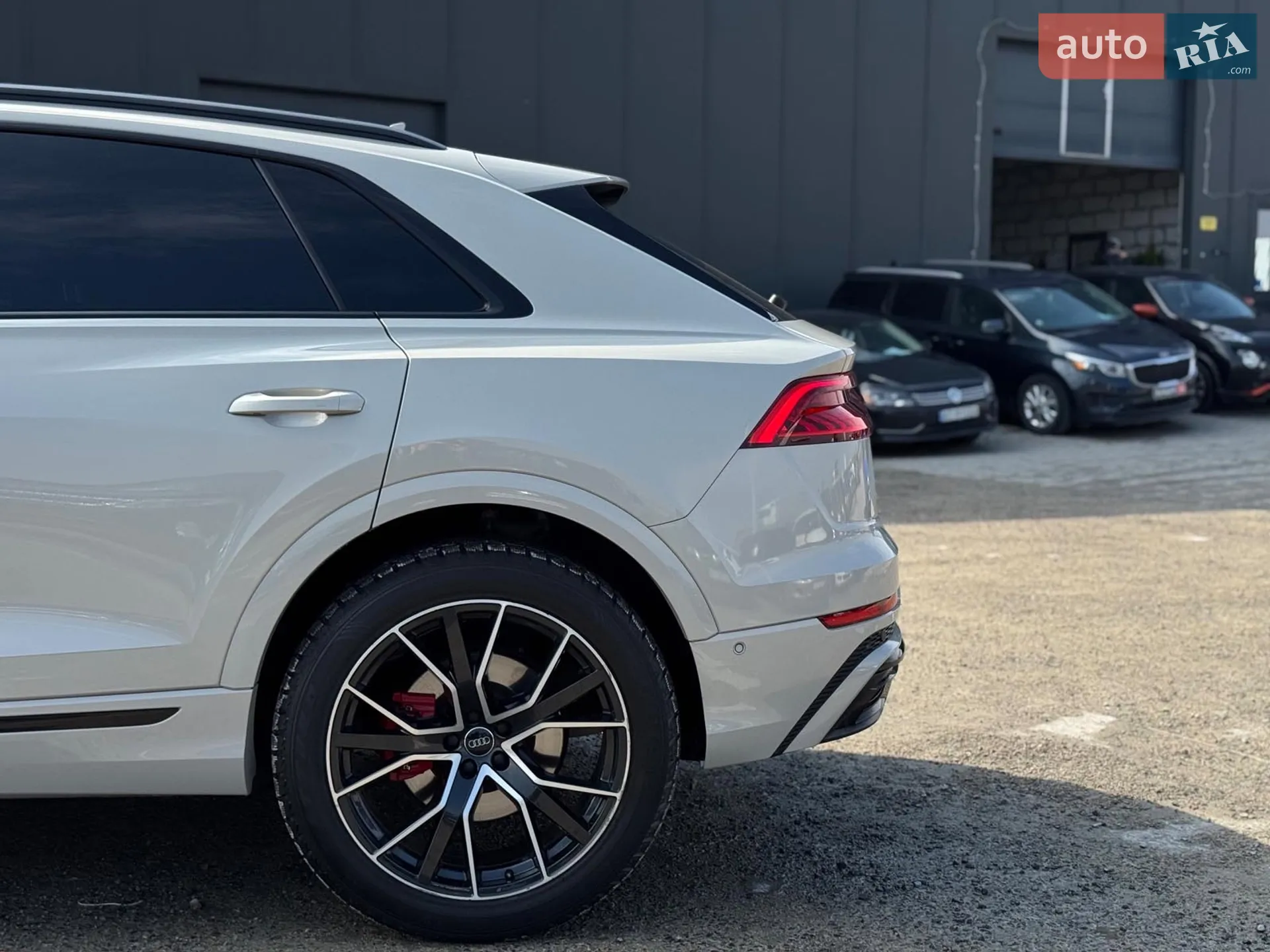2020 Audi Q8 - мініатюра 8