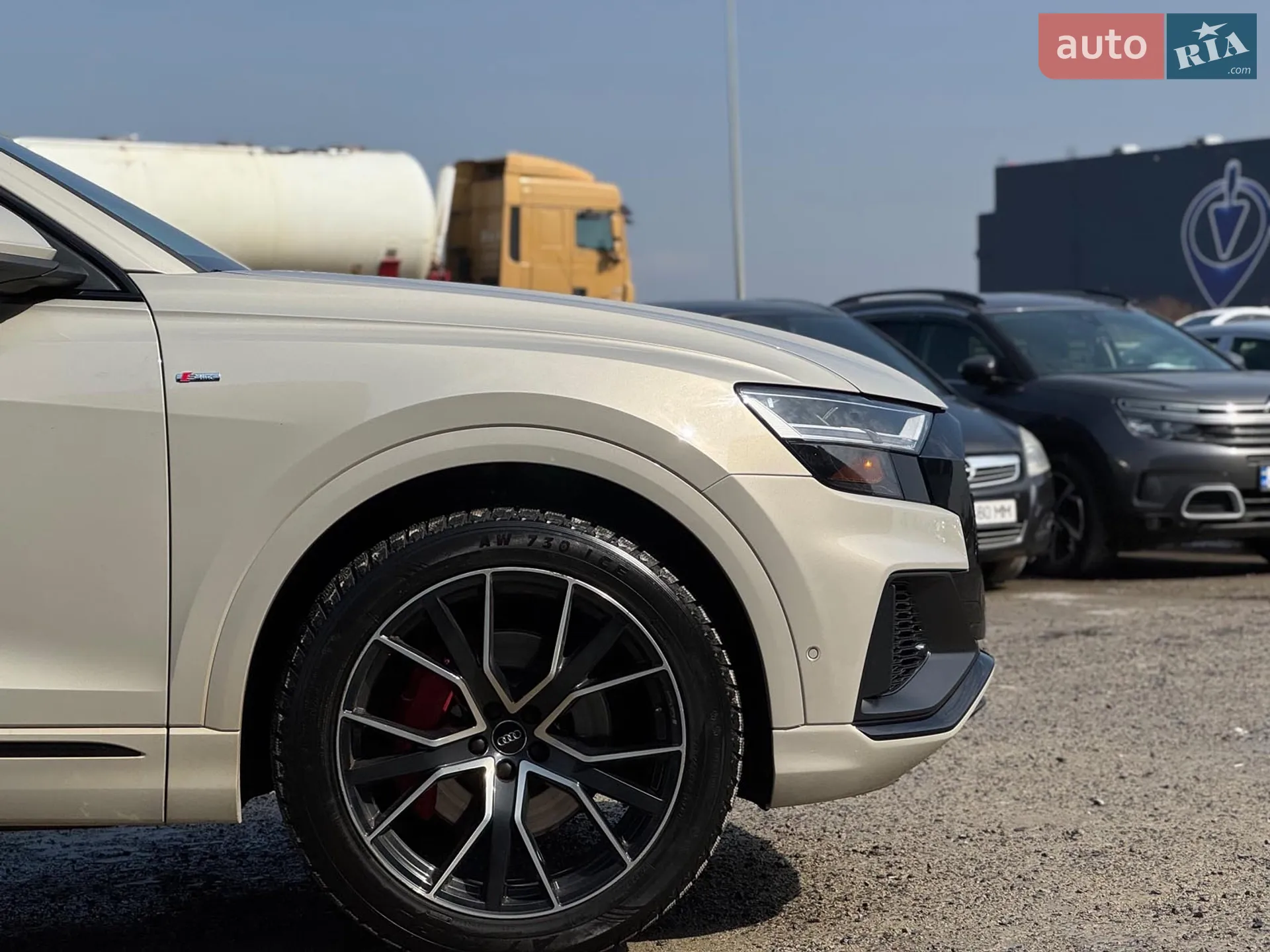 2020 Audi Q8 - мініатюра 16