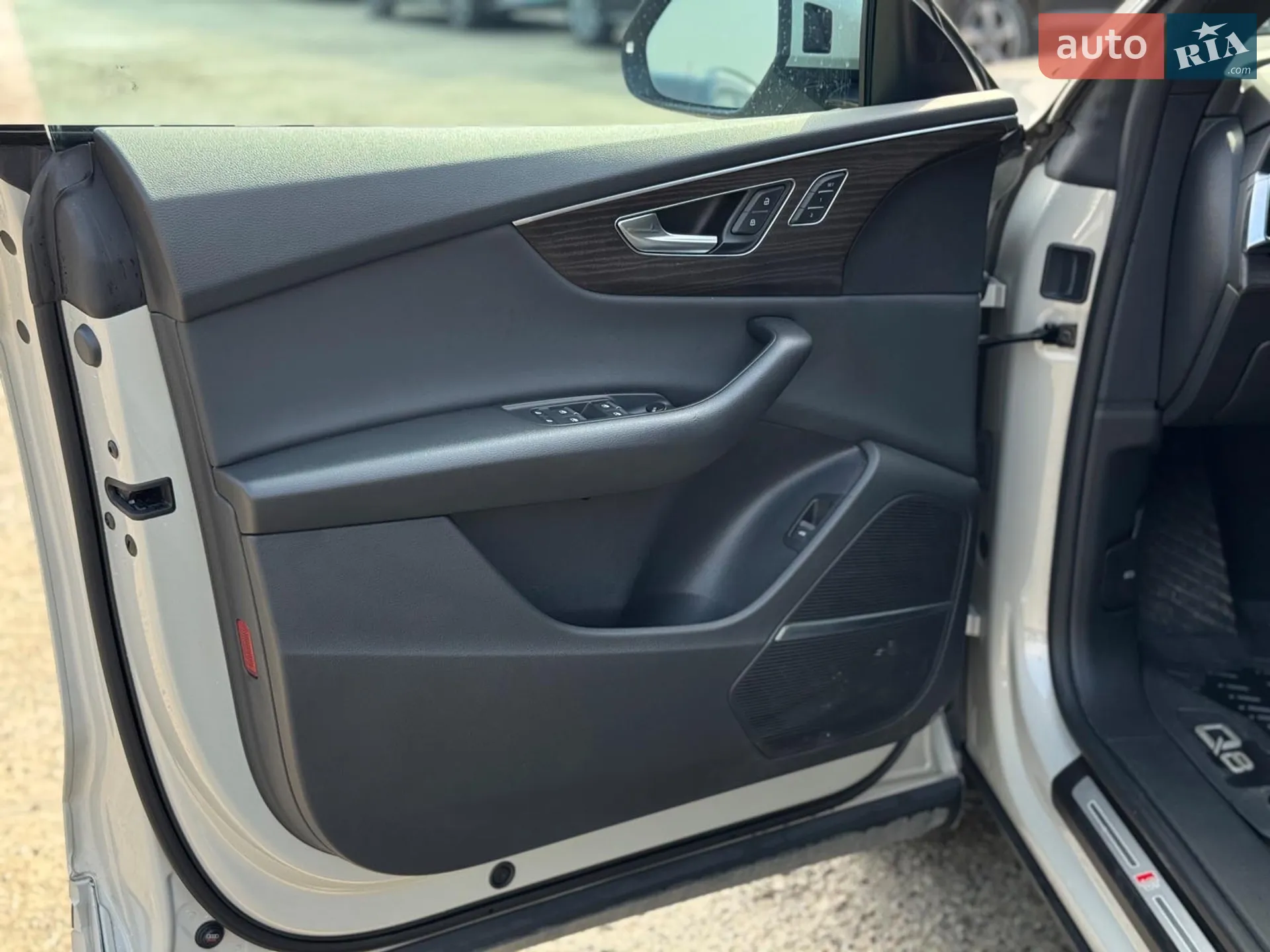 2020 Audi Q8 - мініатюра 21