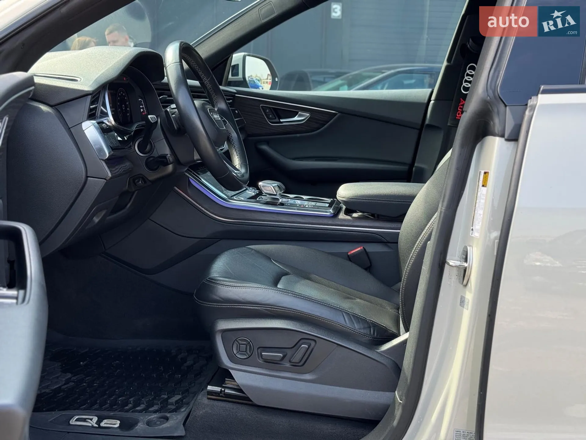 2020 Audi Q8 - мініатюра 25