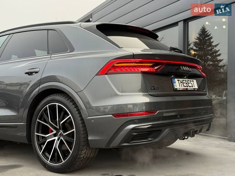 Позашляховик / Кросовер Audi Q8 2019 в Рівному