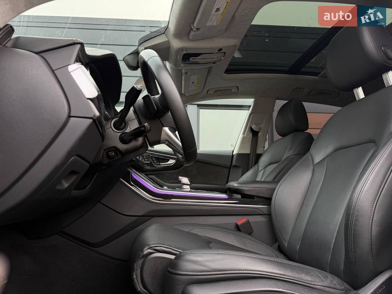 Позашляховик / Кросовер Audi Q8 2019 в Рівному