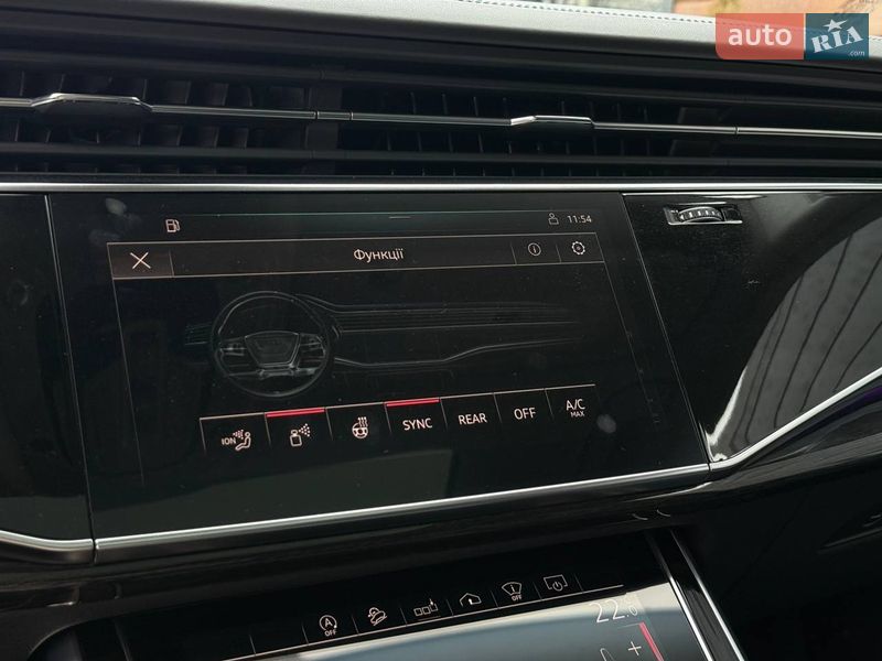 Позашляховик / Кросовер Audi Q8 2019 в Рівному