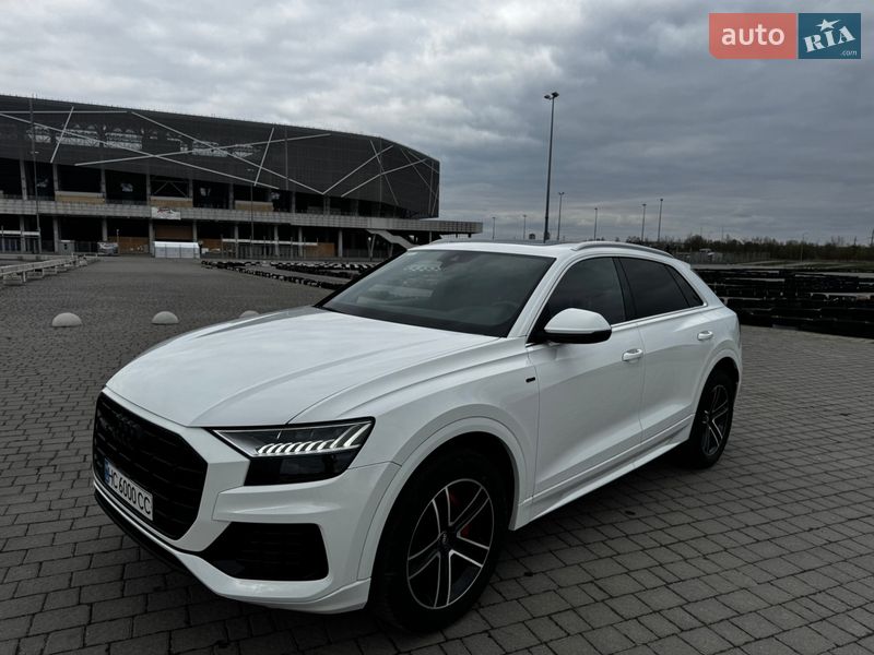 Внедорожник / Кроссовер Audi Q8 2018 в Львове фото 16 Внедорожник / Кроссовер Audi Q8 2018 в Львове