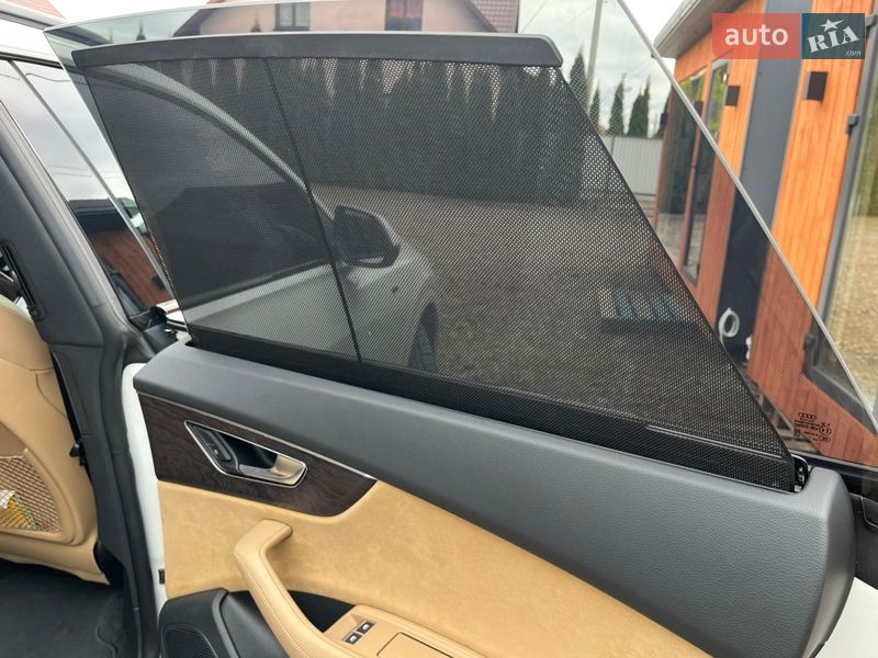 Позашляховик / Кросовер Audi Q8 2019 в Ковелі