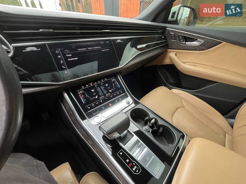 Позашляховик / Кросовер Audi Q8 2019 в Ковелі