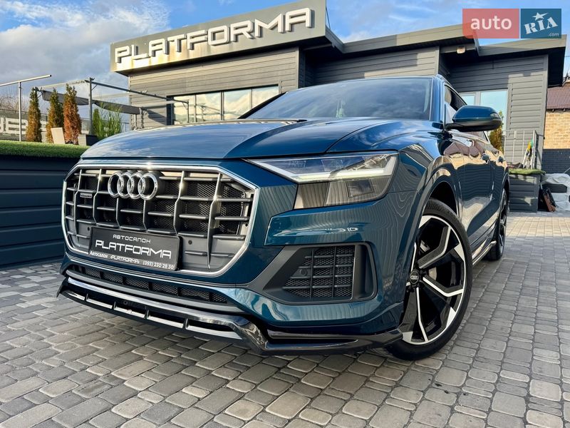 Внедорожник / Кроссовер Audi Q8 2018 в Киеве