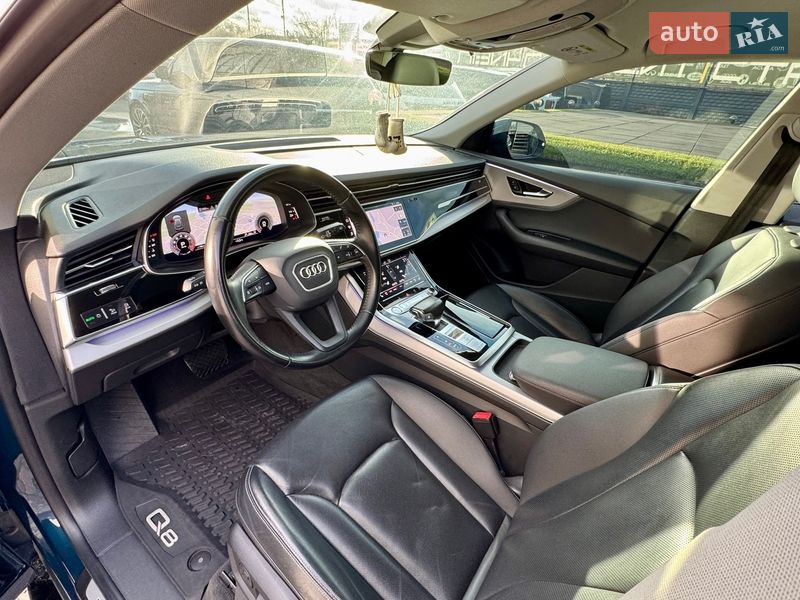 Внедорожник / Кроссовер Audi Q8 2018 в Киеве
