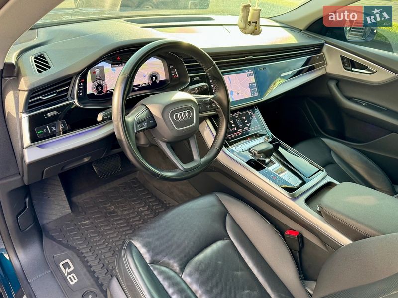 Внедорожник / Кроссовер Audi Q8 2018 в Киеве