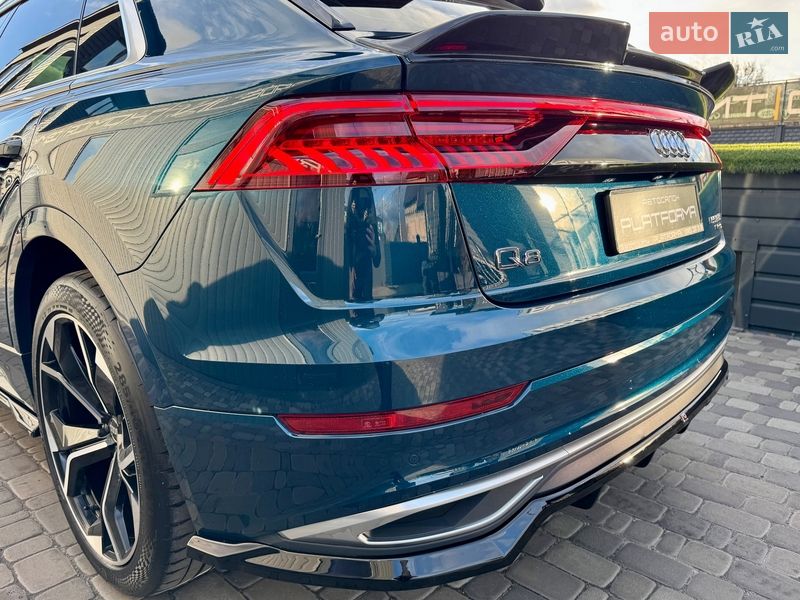 Внедорожник / Кроссовер Audi Q8 2018 в Киеве