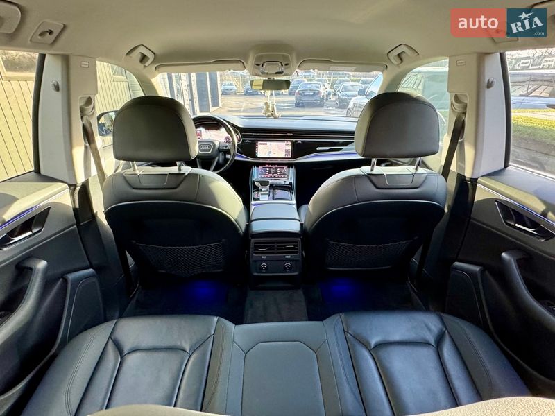 Внедорожник / Кроссовер Audi Q8 2018 в Киеве