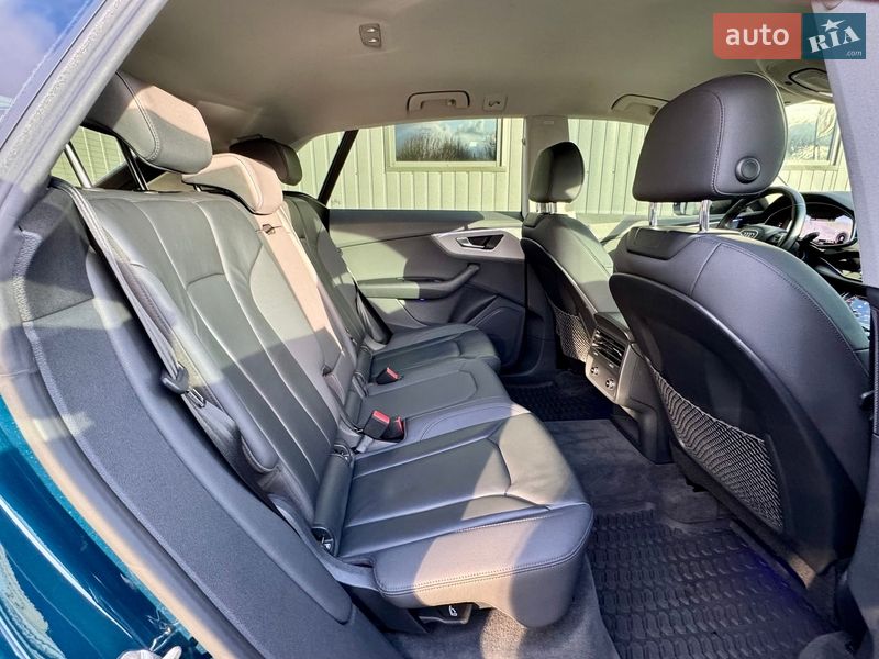 Внедорожник / Кроссовер Audi Q8 2018 в Киеве