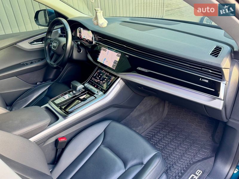 Внедорожник / Кроссовер Audi Q8 2018 в Киеве