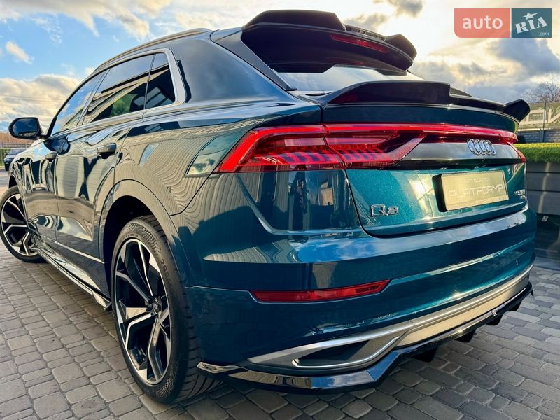 Внедорожник / Кроссовер Audi Q8 2018 в Киеве