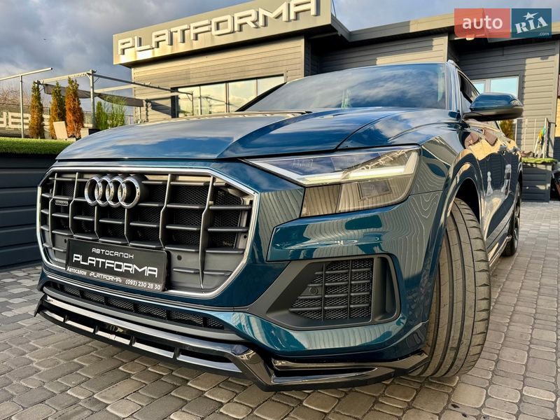 Внедорожник / Кроссовер Audi Q8 2018 в Киеве
