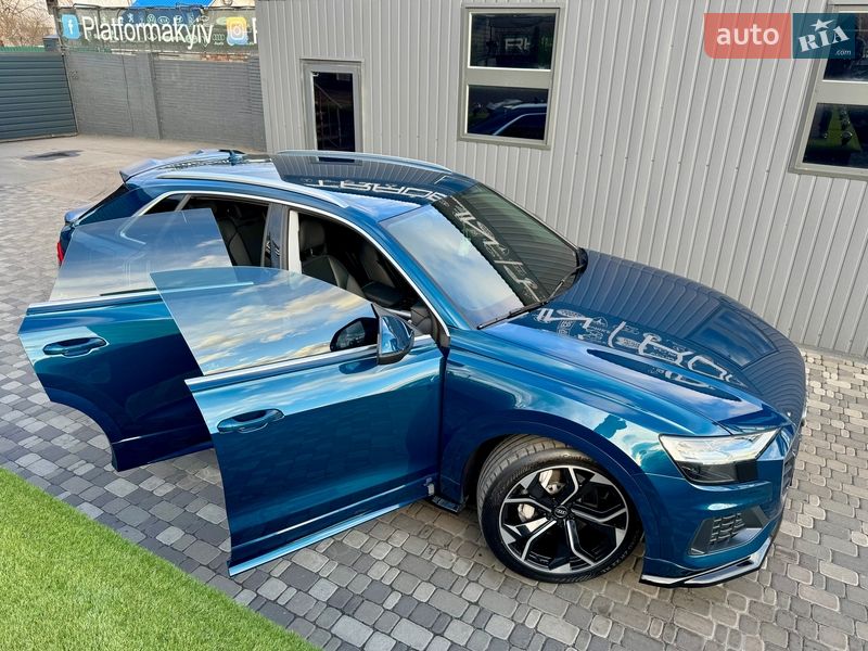 Внедорожник / Кроссовер Audi Q8 2018 в Киеве