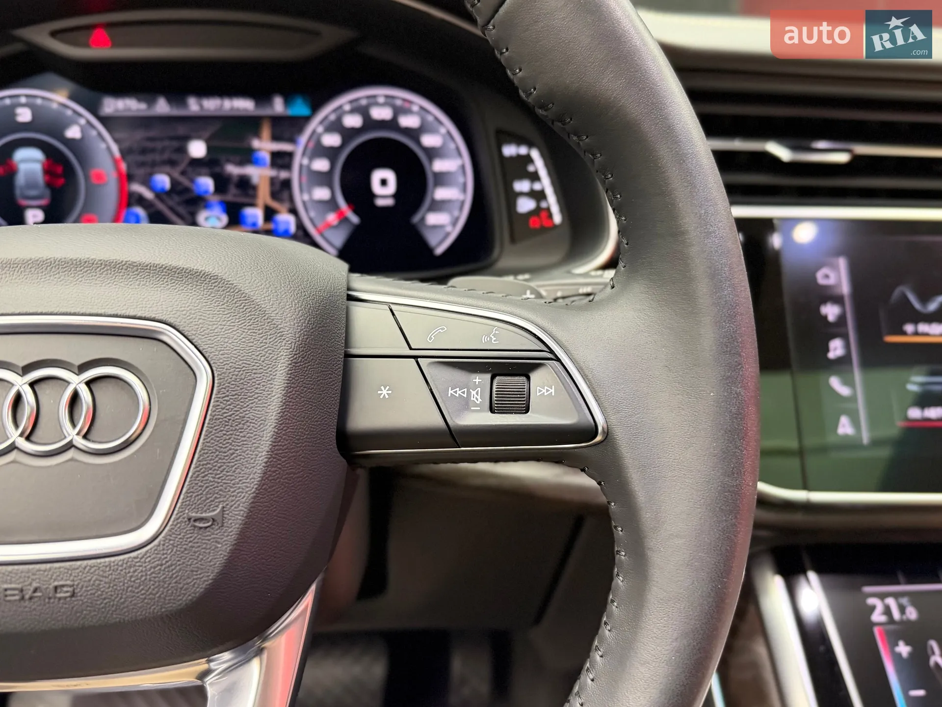 2019 Audi Q8 - мініатюра 34