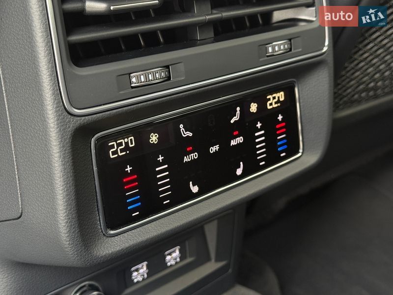 Позашляховик / Кросовер Audi Q8 2018 в Мукачевому фото 24 Позашляховик / Кросовер Audi Q8 2018 в Мукачевому