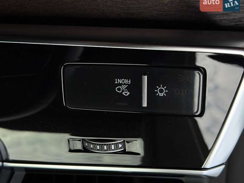 Позашляховик / Кросовер Audi Q8 2018 в Мукачевому фото 36 Позашляховик / Кросовер Audi Q8 2018 в Мукачевому