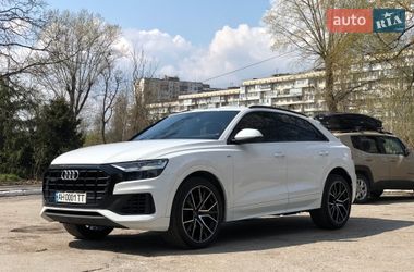 Внедорожник / Кроссовер Audi Q8 2018 в Киеве