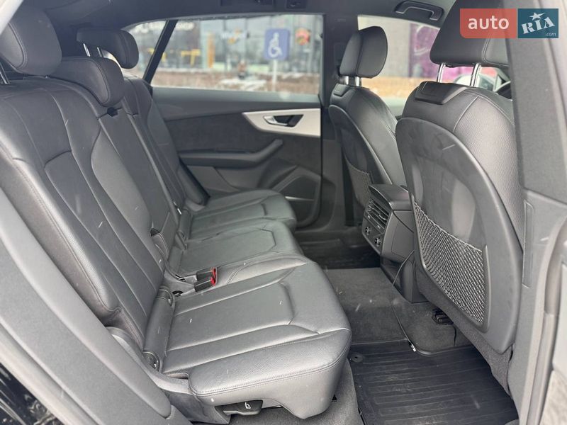 Позашляховик / Кросовер Audi Q8 2021 в Києві фото 13 Позашляховик / Кросовер Audi Q8 2021 в Києві