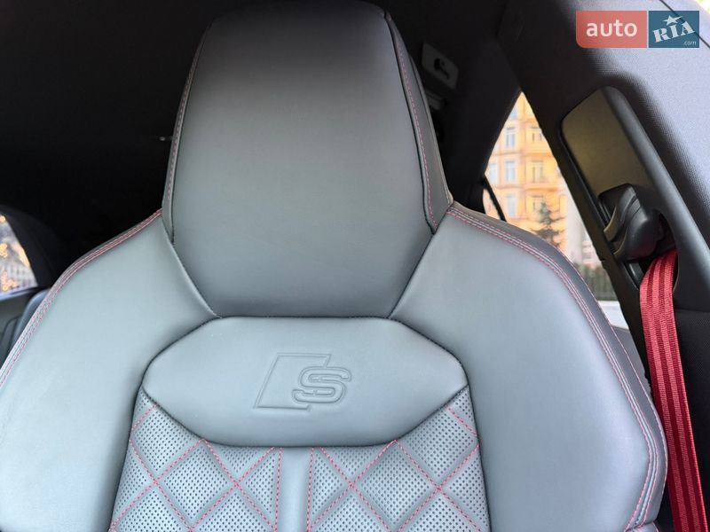 Позашляховик / Кросовер Audi Q8 2025 в Києві фото 31 Позашляховик / Кросовер Audi Q8 2025 в Києві