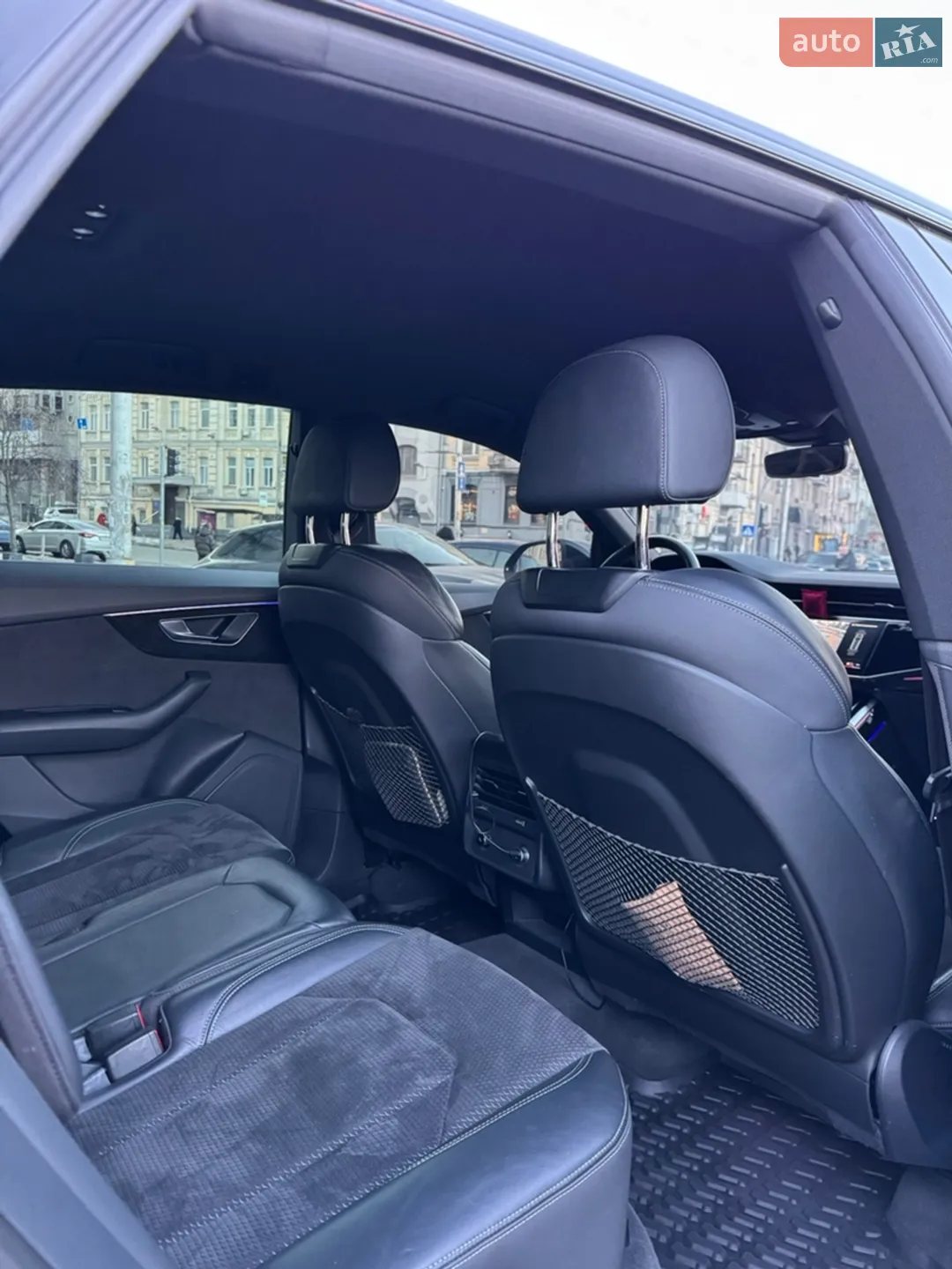 2020 Audi Q8 - мініатюра 8