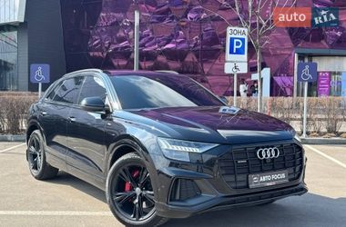 Позашляховик / Кросовер Audi Q8 2020 в Києві