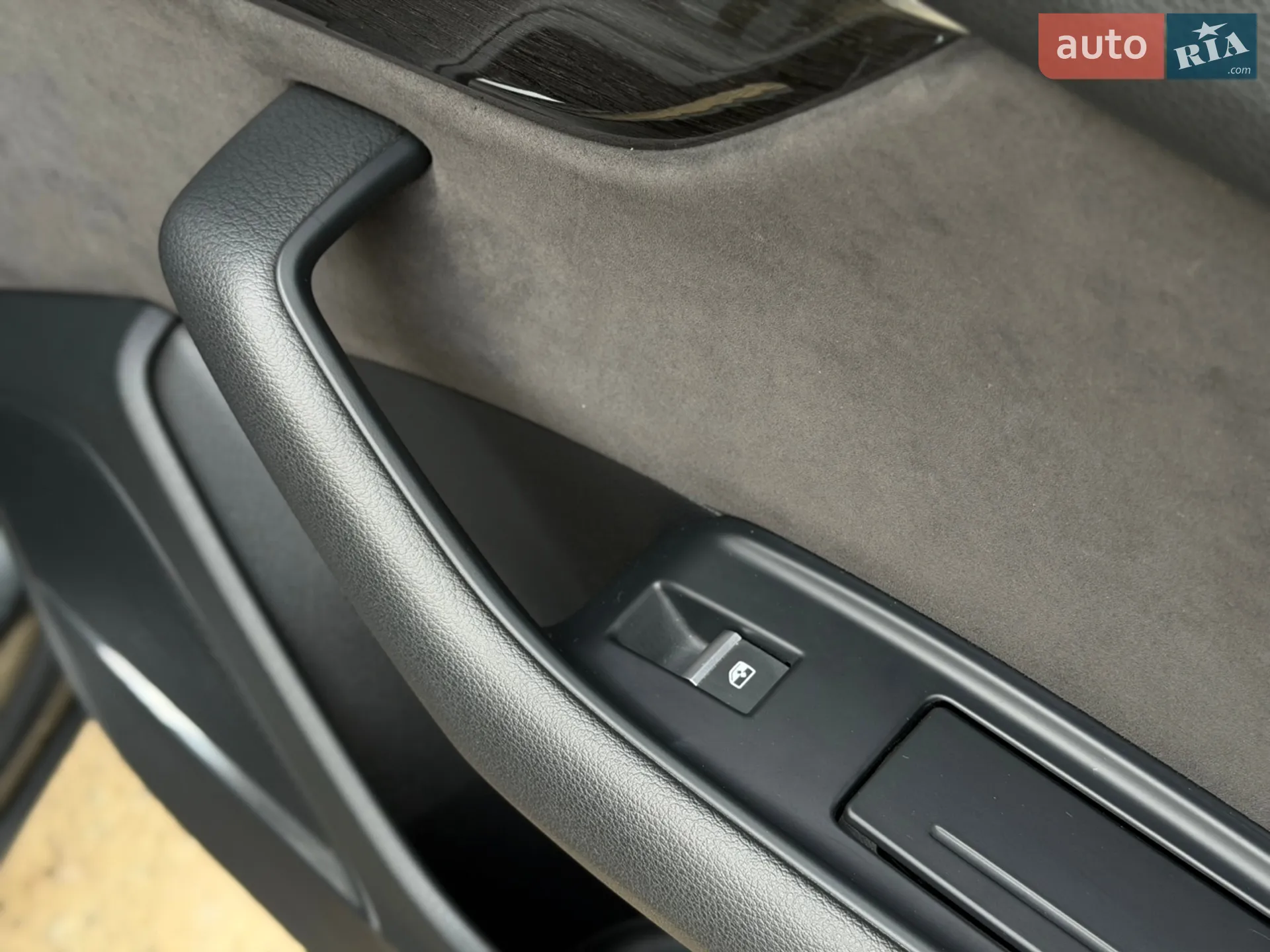 2018 Audi Q8 - мініатюра 66