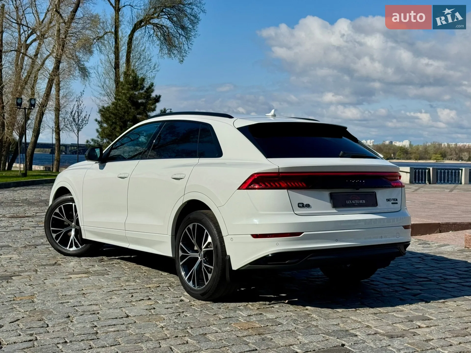 2019 Audi Q8 - мініатюра 17