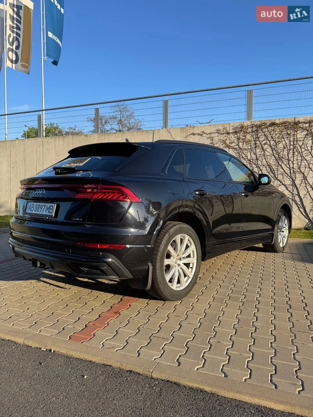 2021 Audi Q8 - мініатюра 16
