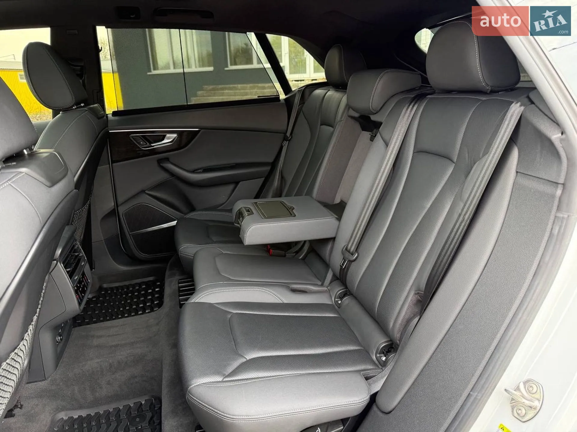 2018 Audi Q8 - мініатюра 38