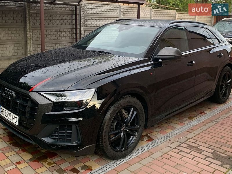 Внедорожник / Кроссовер Audi Q8 2020 в Кропивницком