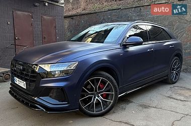 Внедорожник / Кроссовер Audi Q8 2019 в Киеве
