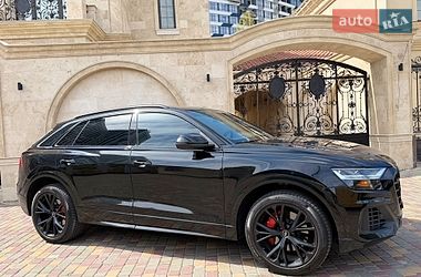 Внедорожник / Кроссовер Audi Q8 2021 в Одессе