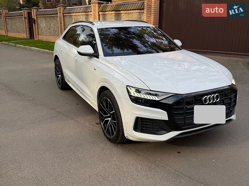Audi Q8 2019