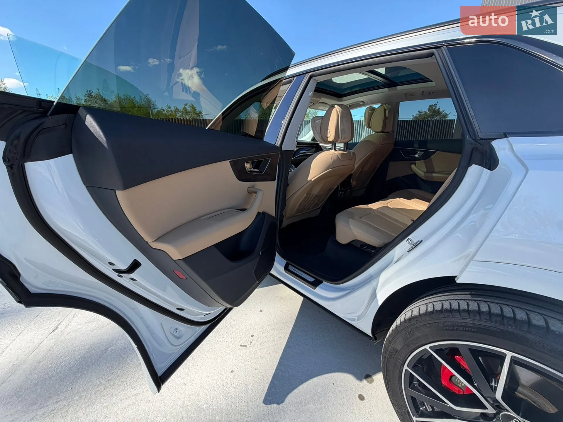 2020 Audi Q8 - мініатюра 26