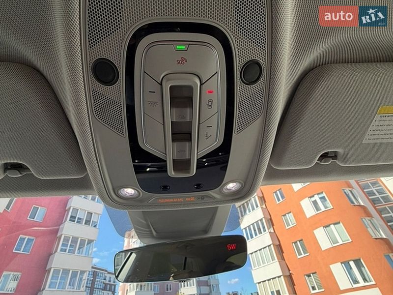 Внедорожник / Кроссовер Audi Q8 2020 в Новояворовске
