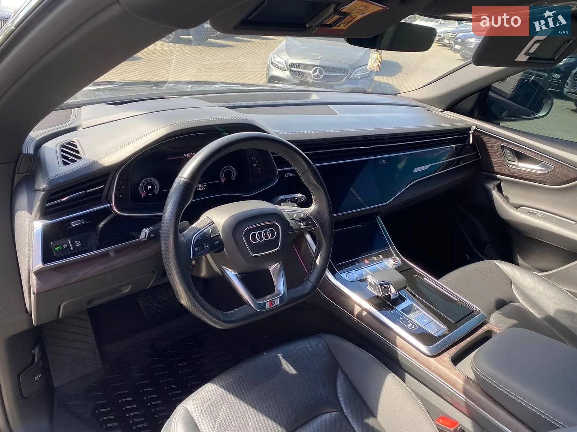 2020 Audi Q8 - мініатюра 11