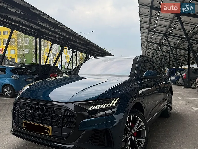 Audi Q8