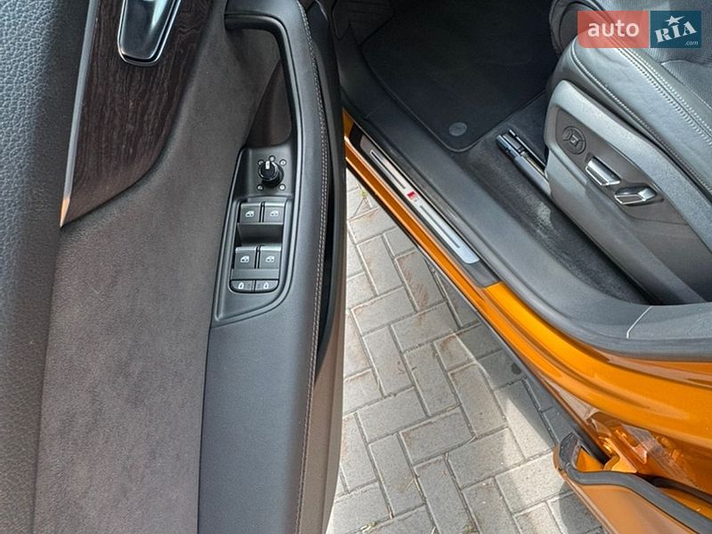 Внедорожник / Кроссовер Audi Q8 2018 в Киеве